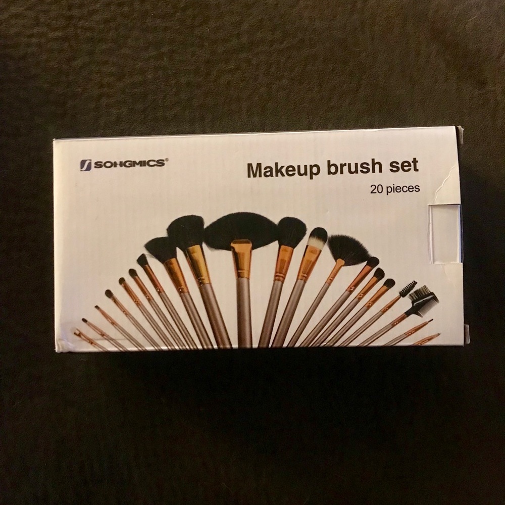 Songmics makeup brushes. *Please read description
